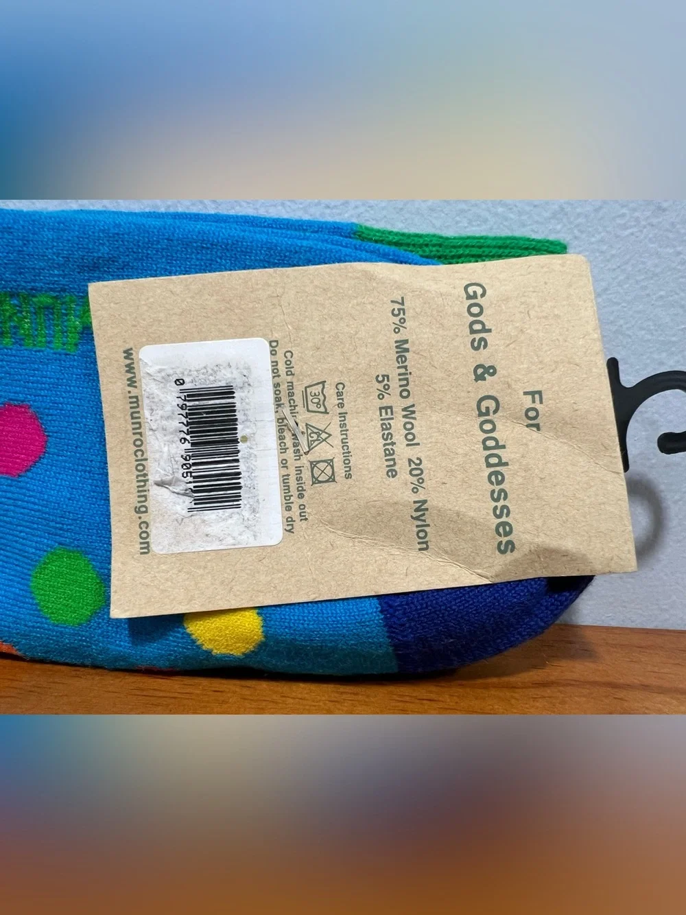 MUNRO God Socks Blue Polka Dots Merino Wool Nylon Elastane SIZE MEDIUM 8-11 NEW